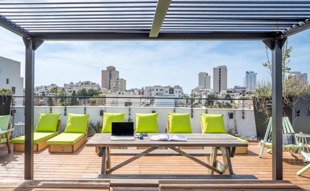 130 Rock Apartments Tel Aviv Exterior photo